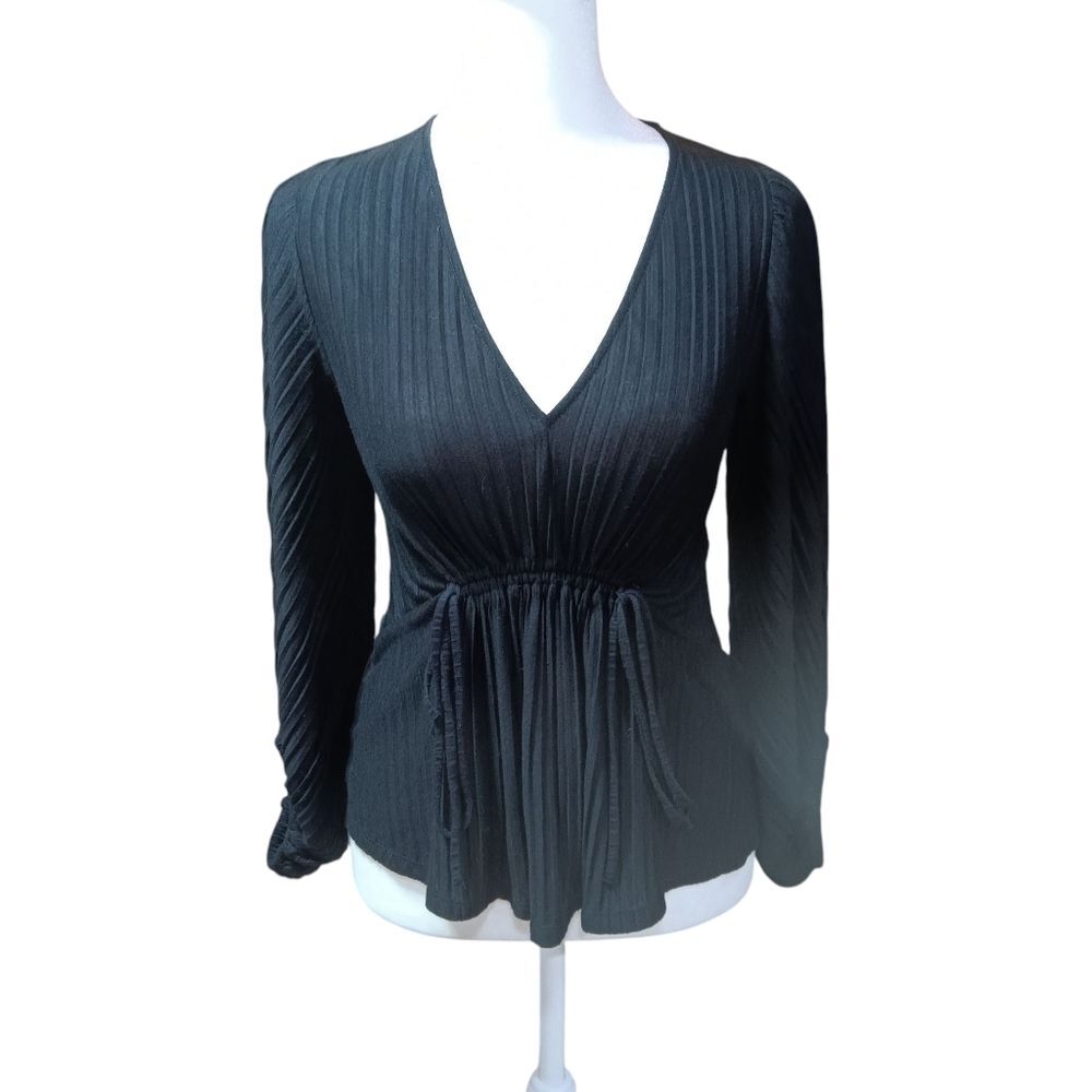 Express Elegant Black V-Neck Top Poet Sleeves Sz XS Black Milkmaid
